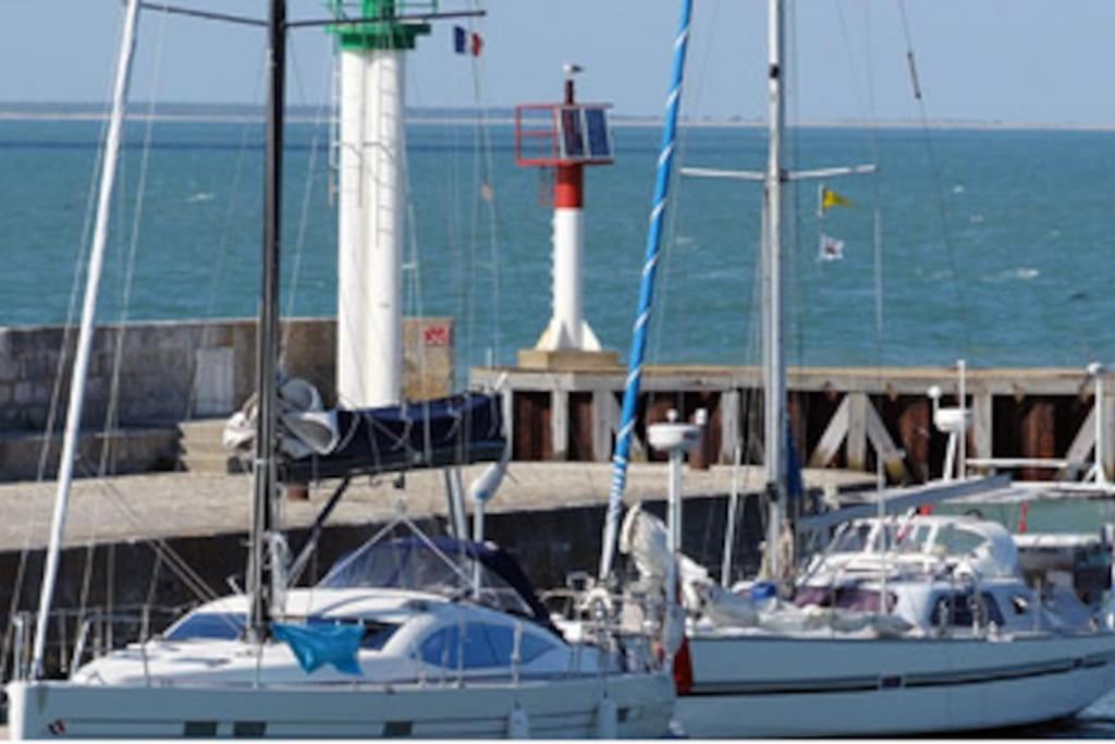 Le Clos Des Flots - La Plage La Flotte Exterior foto